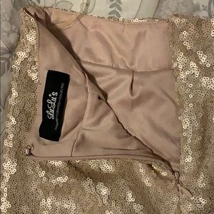 Lulu’s Gold sequin maxi